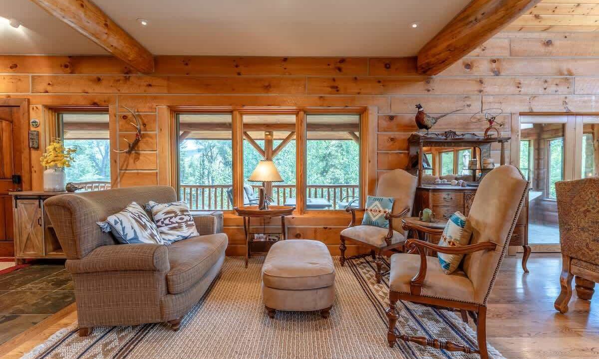 Photo of Livingroom in Crested Butte