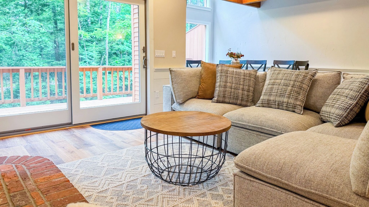 Photo of Livingroom in Birch Hill
