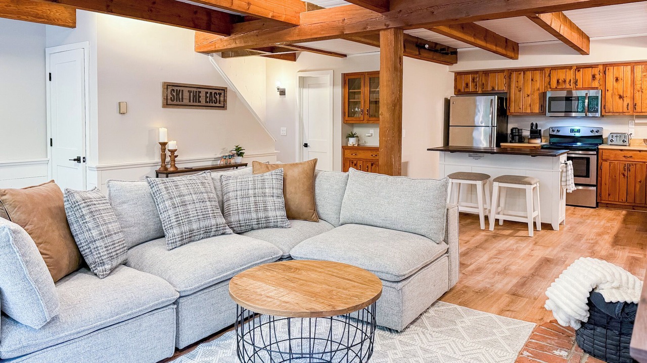 Photo of Livingroom in Birch Hill