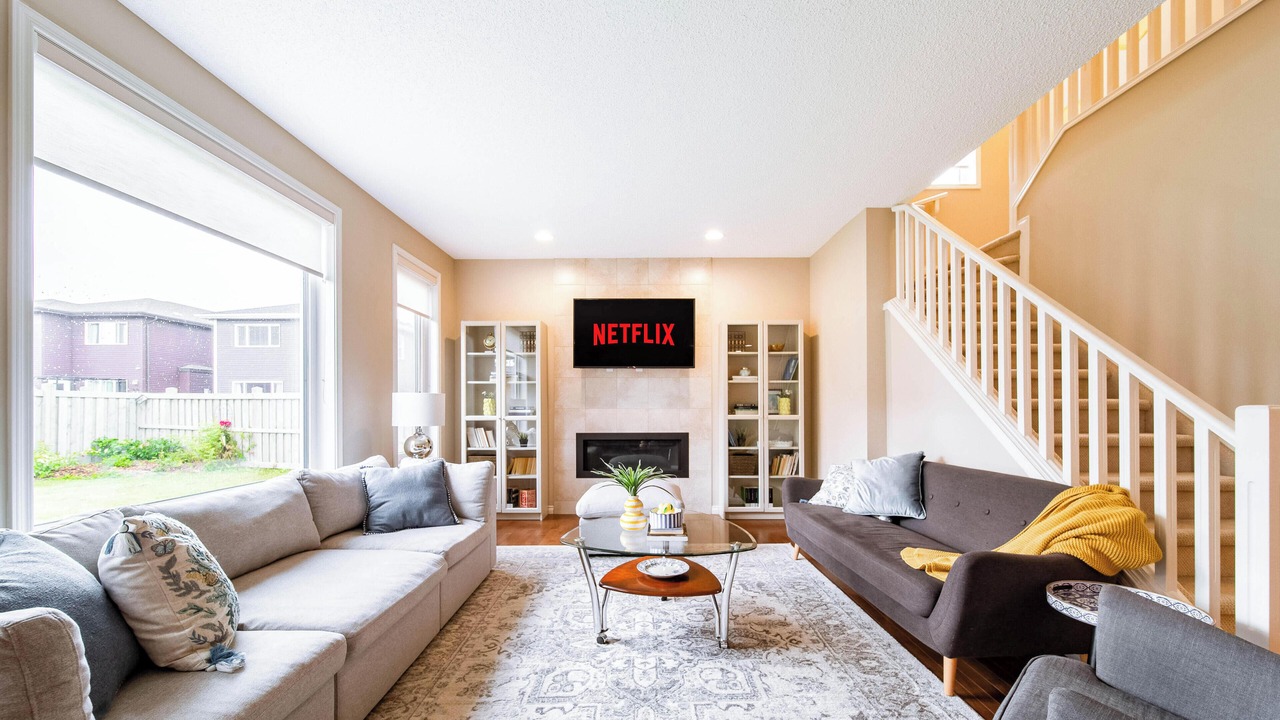 Photo of Livingroom in West Edmonton