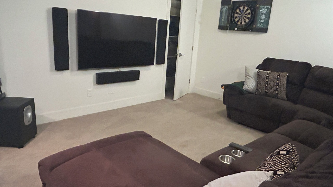 Photo of Livingroom in North Glenmore