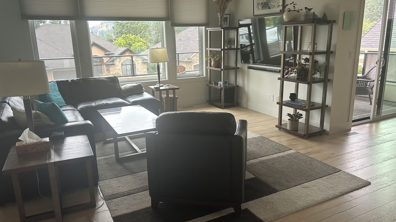 Photo of Livingroom in North Glenmore