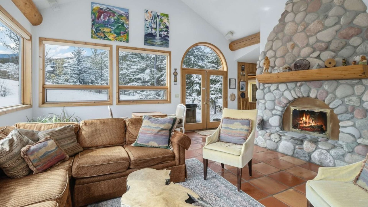 Photo of Livingroom in Snowmass Village