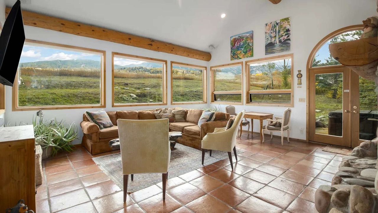 Photo of Livingroom in Snowmass Village