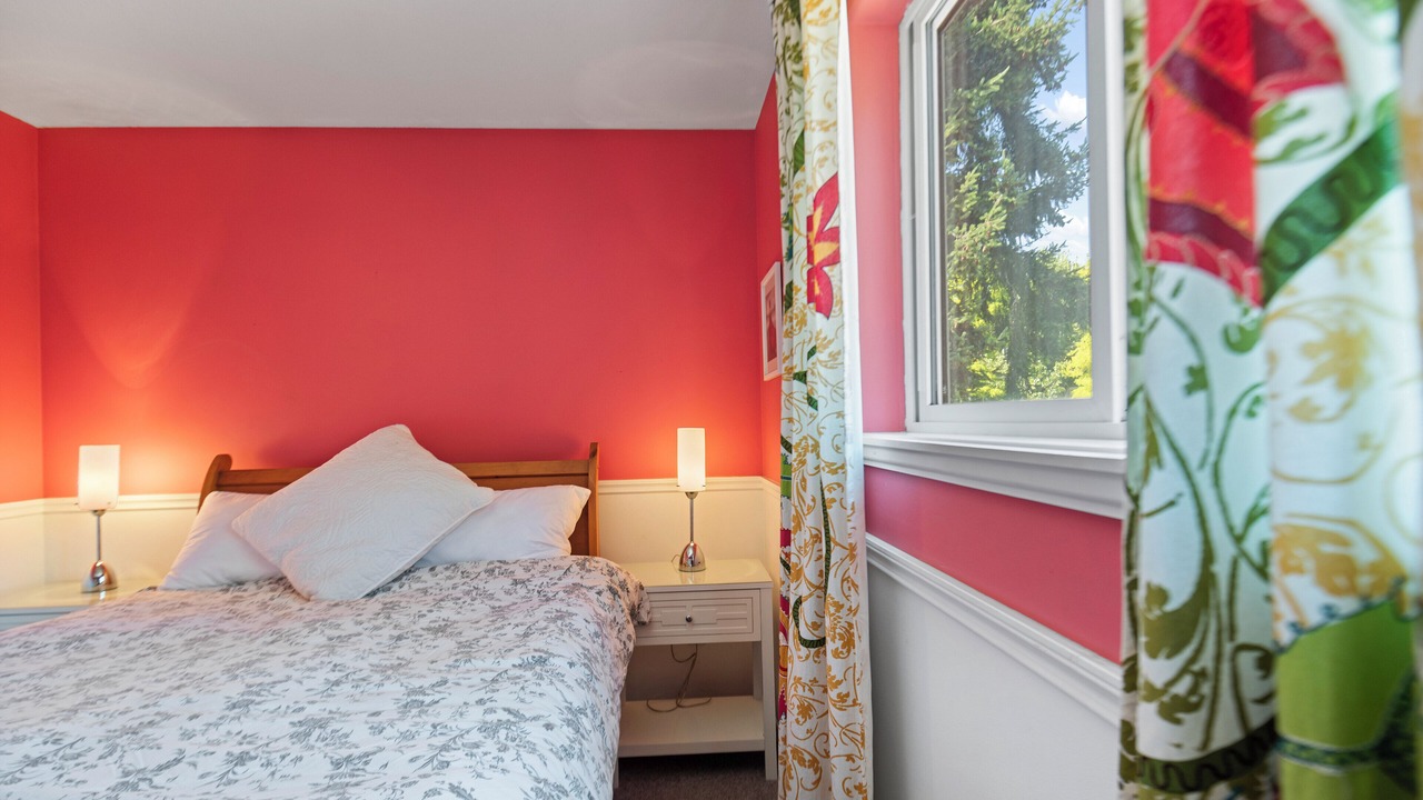 Photo of Bedroom in Shawnigan Lake