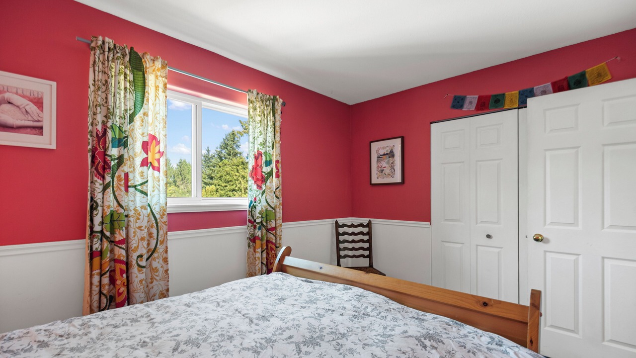 Photo of Bedroom in Shawnigan Lake