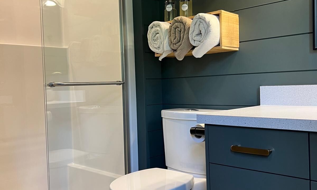 Photo of Bathroom in Okanagan-Similkameen