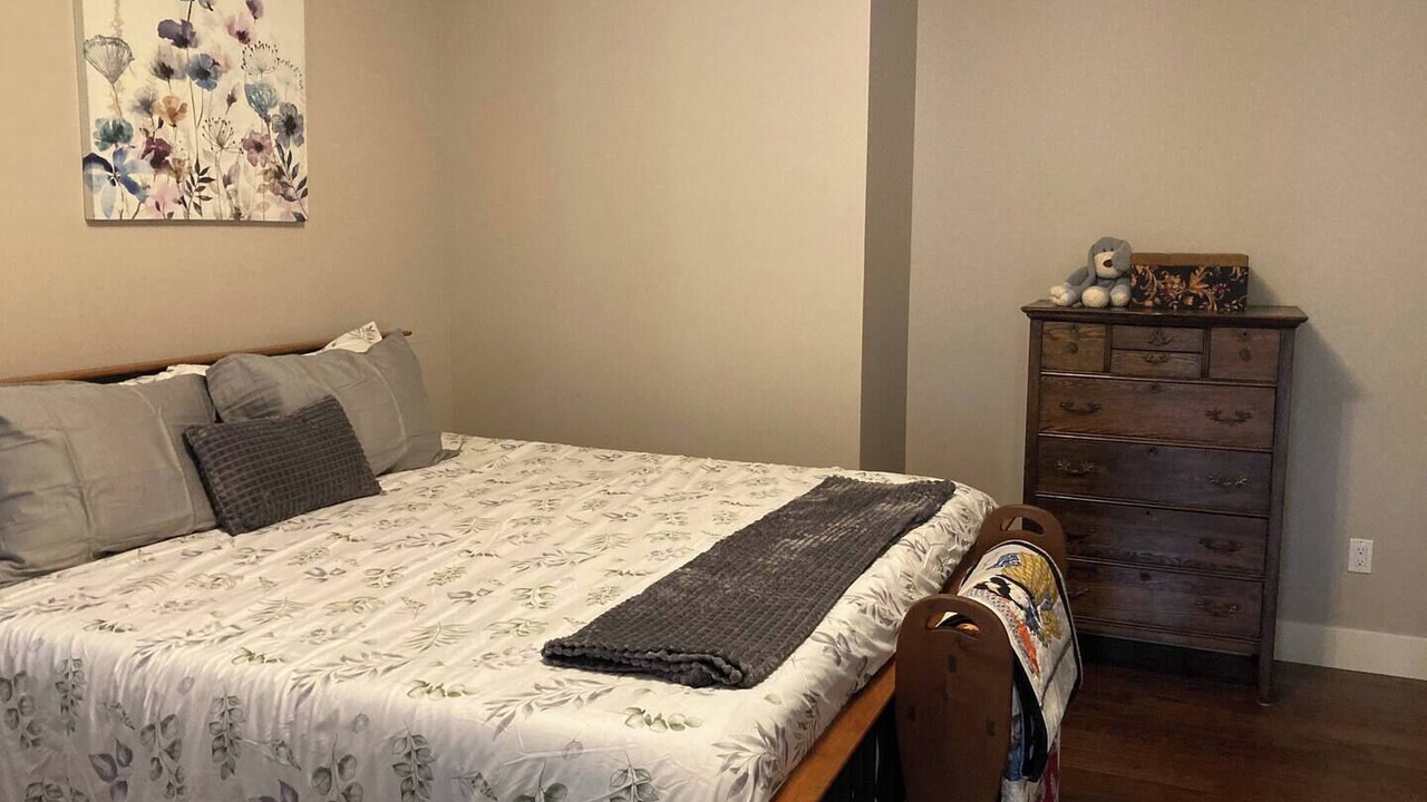 Photo of Bedroom in Shawnigan Lake
