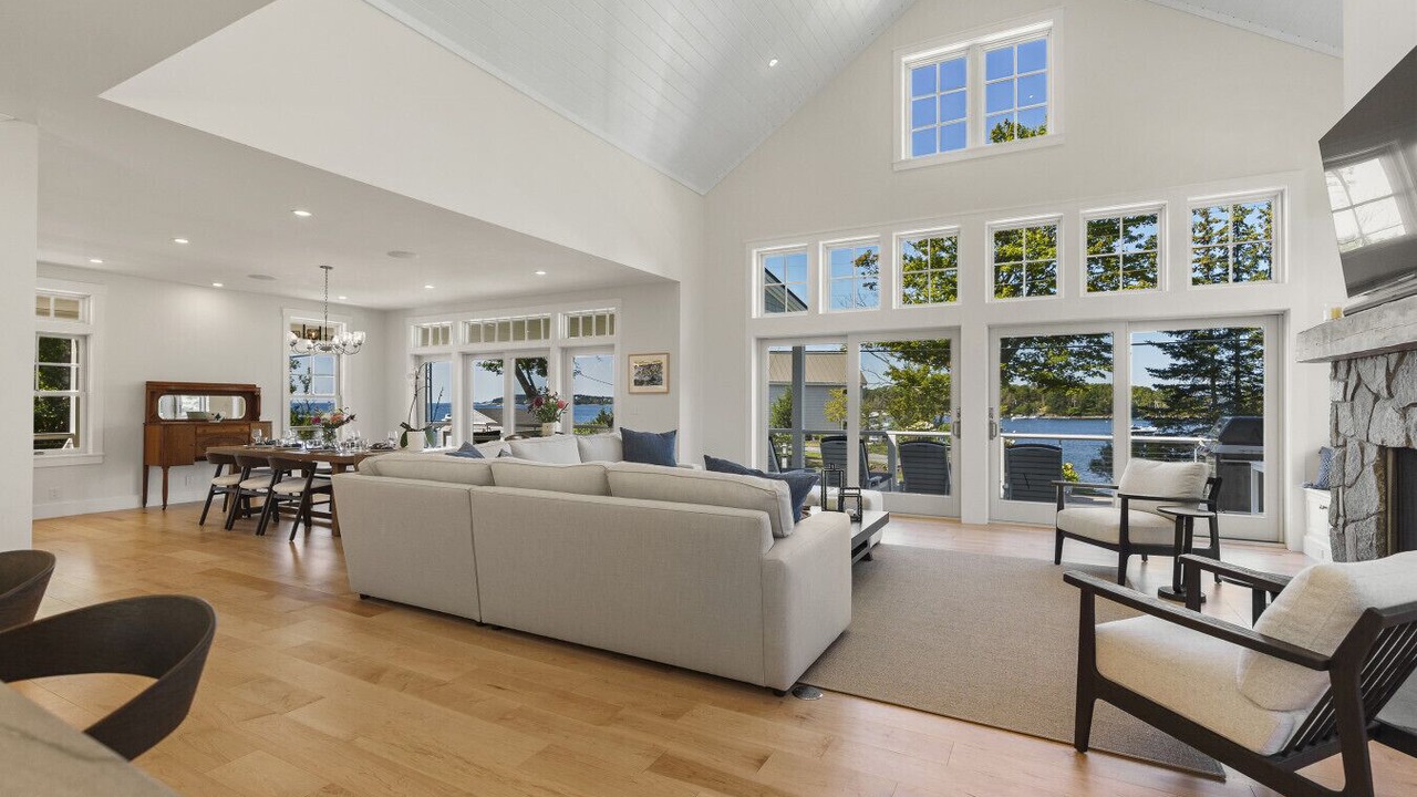 Photo of Livingroom in East Boothbay