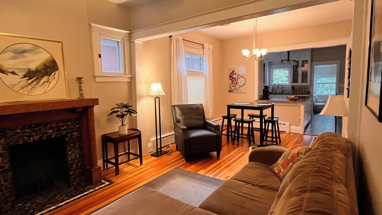 Photo of Livingroom in Washington Park West