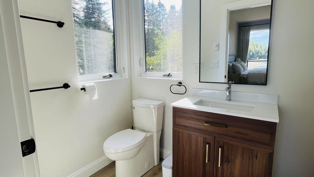 Photo of Bathroom in Yellow Point