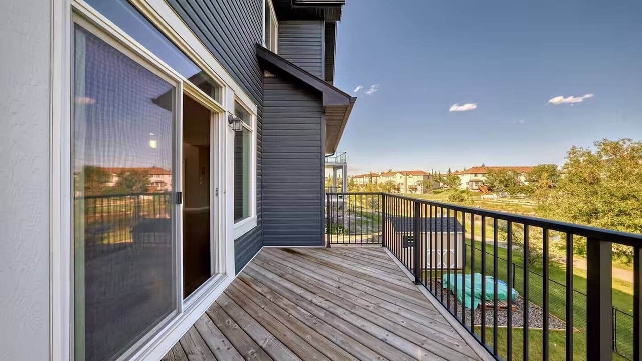 Photo of Patio Balcony in Airdrie