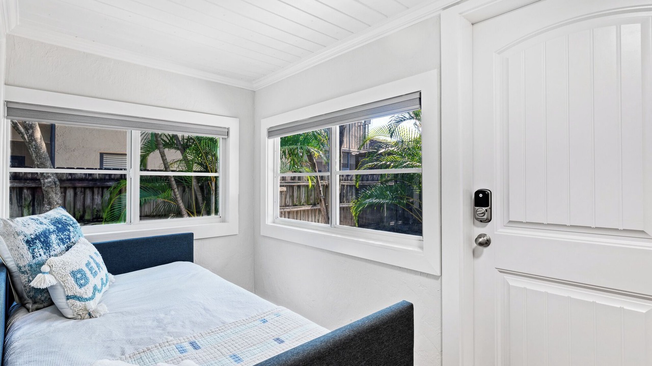 Photo of Bedroom in Parrot Cove