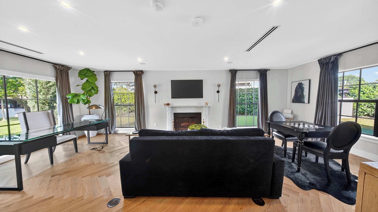 Photo of Livingroom in East Fort Lauderdale