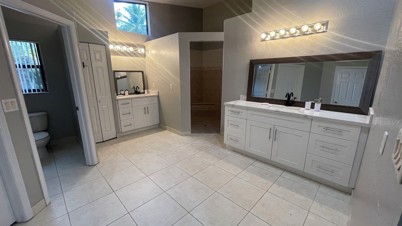 Photo of Bathroom in Jog Road