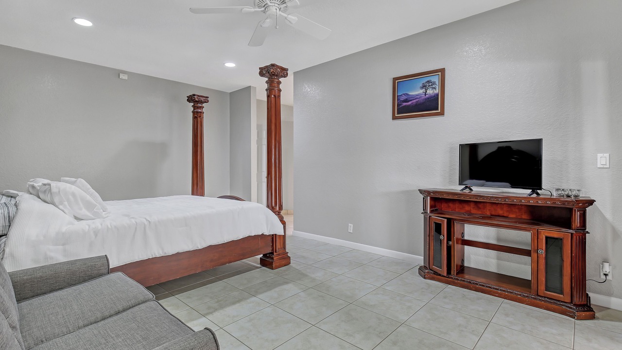 Photo of Bedroom in Jog Road