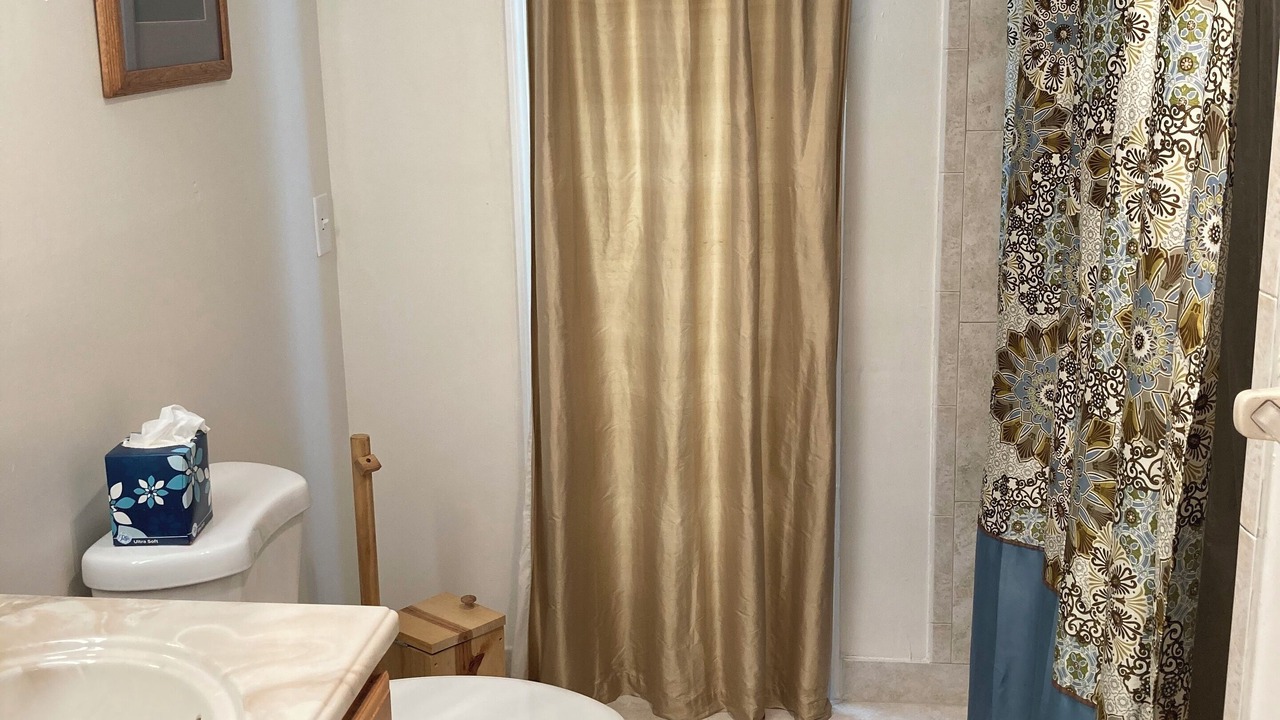 Photo of Bathroom in Loxahatchee Groves