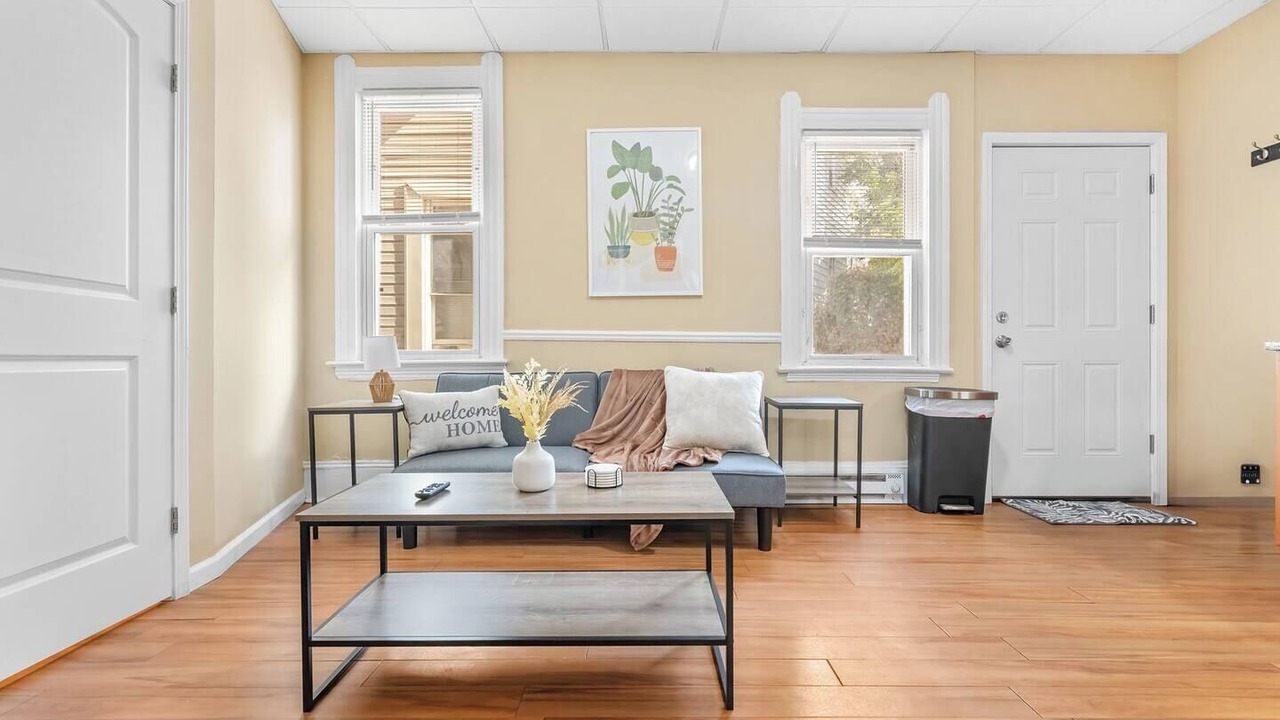 Photo of Livingroom in Little Italy