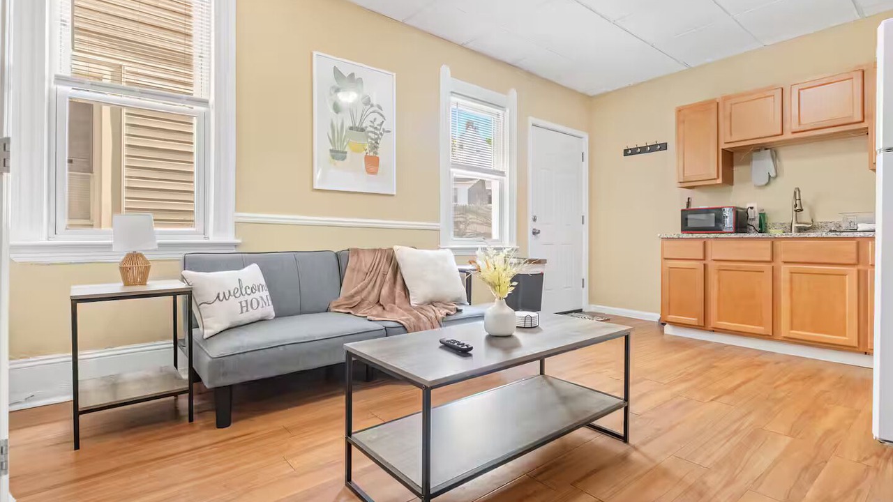 Photo of Livingroom in Little Italy