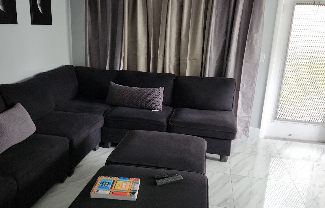 Photo of Livingroom in Hamptons at Boca Raton