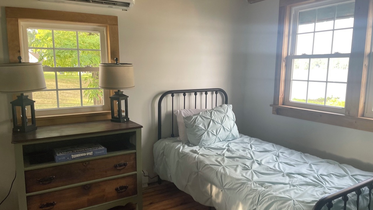 Photo of Bedroom in Crown Point