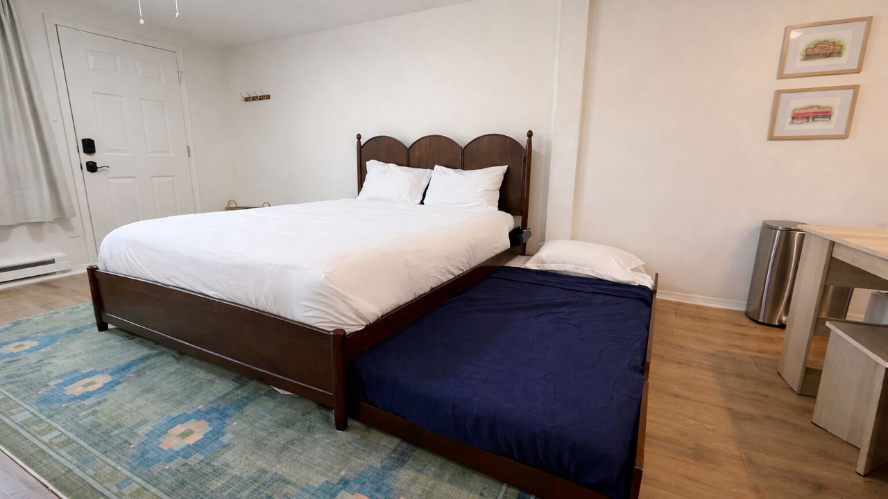 Photo of Bedroom in Red River