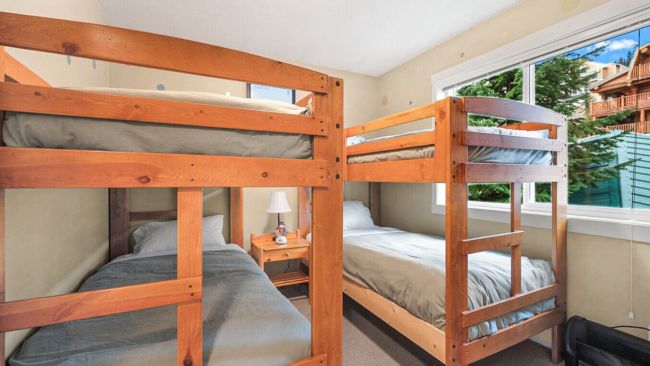 Photo of Bedroom in Snow Pine Estates