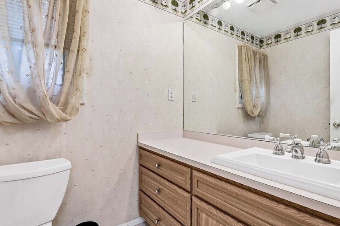 Photo of Bathroom in North Royalton