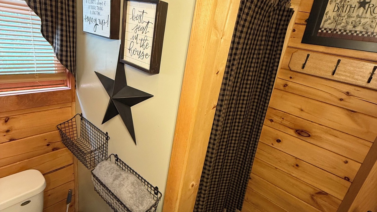 Photo of Bathroom in Ellsworth