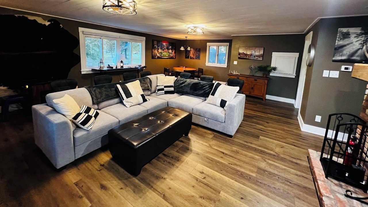 Photo of Livingroom in Peninsula