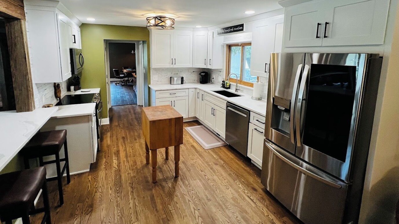 Photo of Kitchen in Peninsula