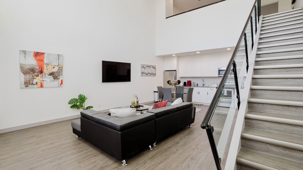 Photo of Livingroom in Northeast Edmonton