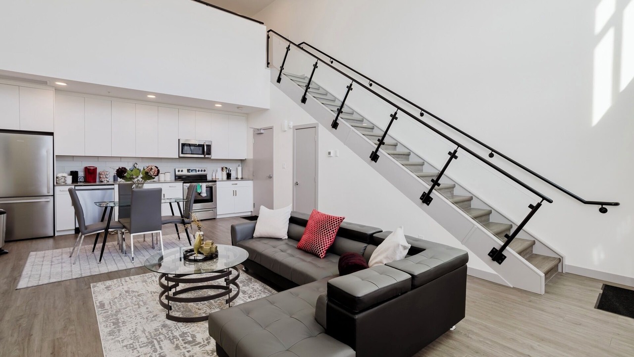 Photo of Livingroom in Northeast Edmonton