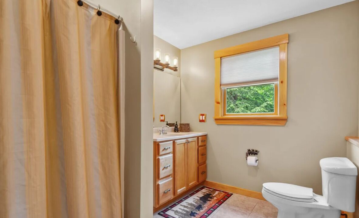 Photo of Bathroom in Bartlett
