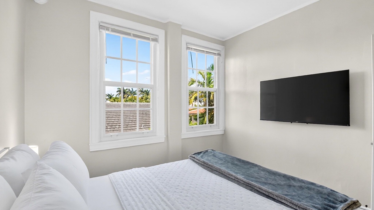 Photo of Bedroom in Palm Beach
