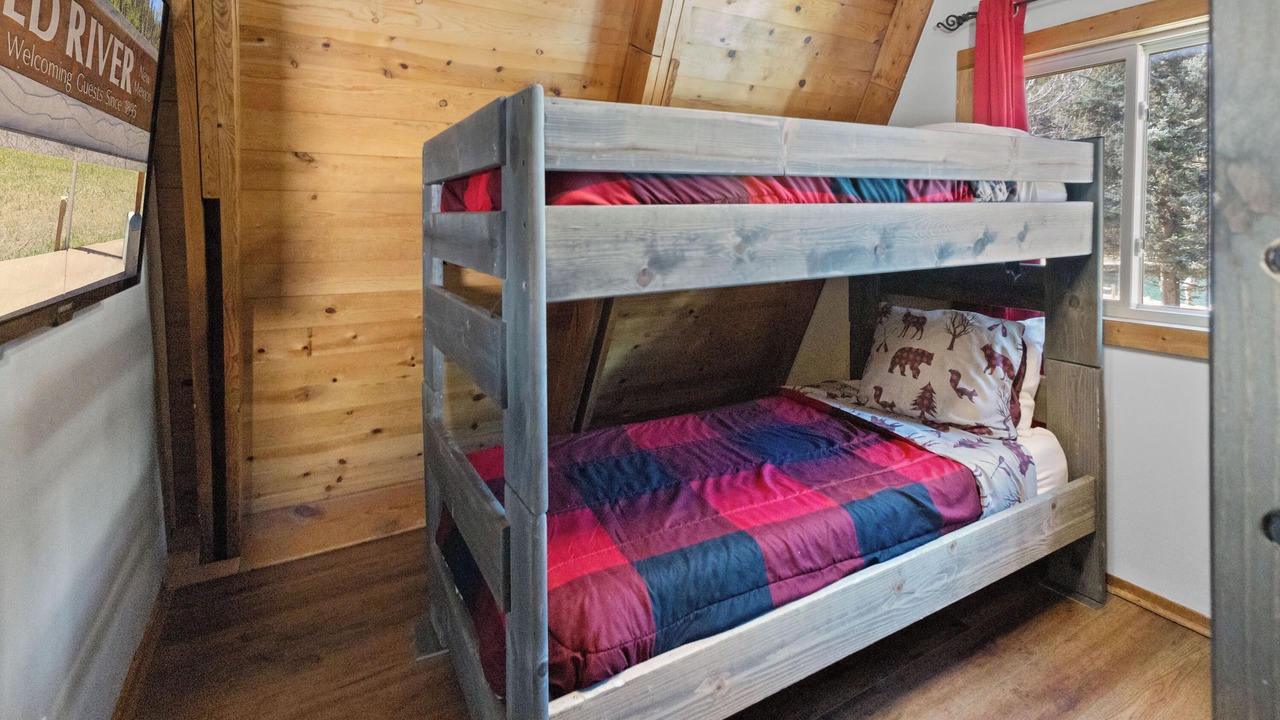 Photo of Bedroom in Red River