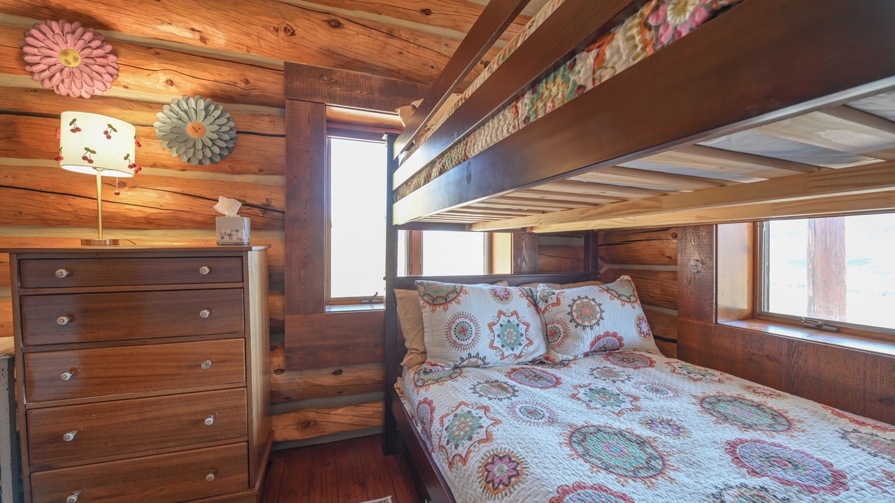 Photo of Bedroom in Crested Butte