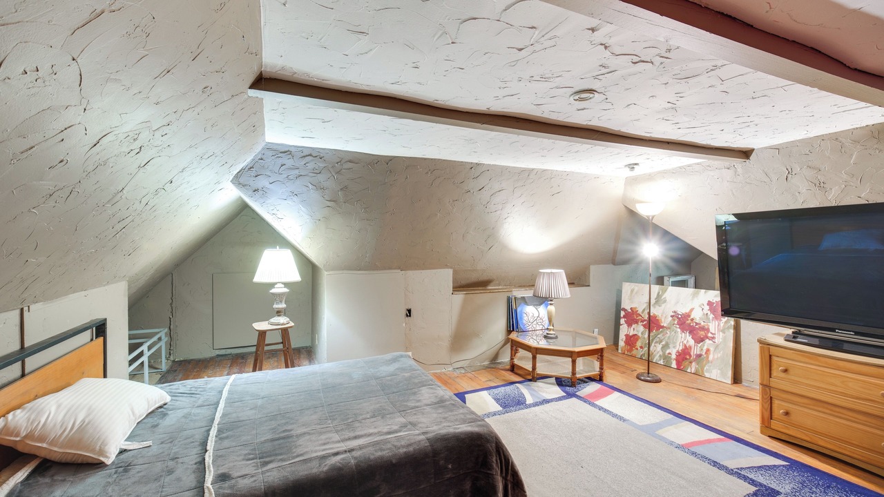Photo of Others in Akron