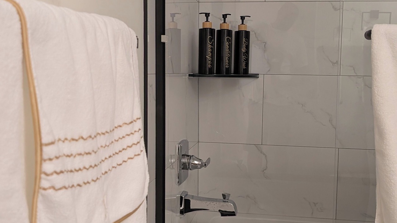 Photo of Bathroom in Leduc County