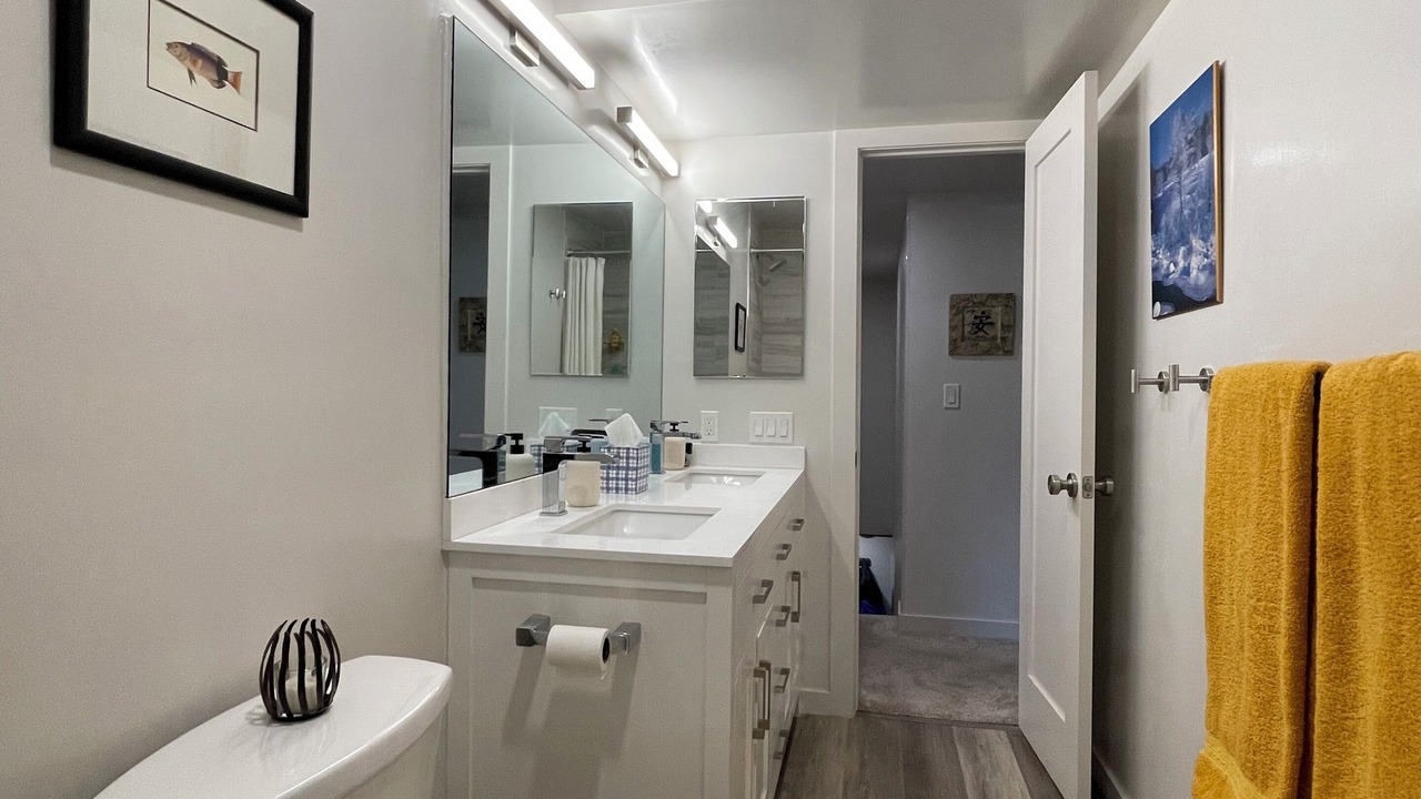 Photo of Bathroom in Basalt