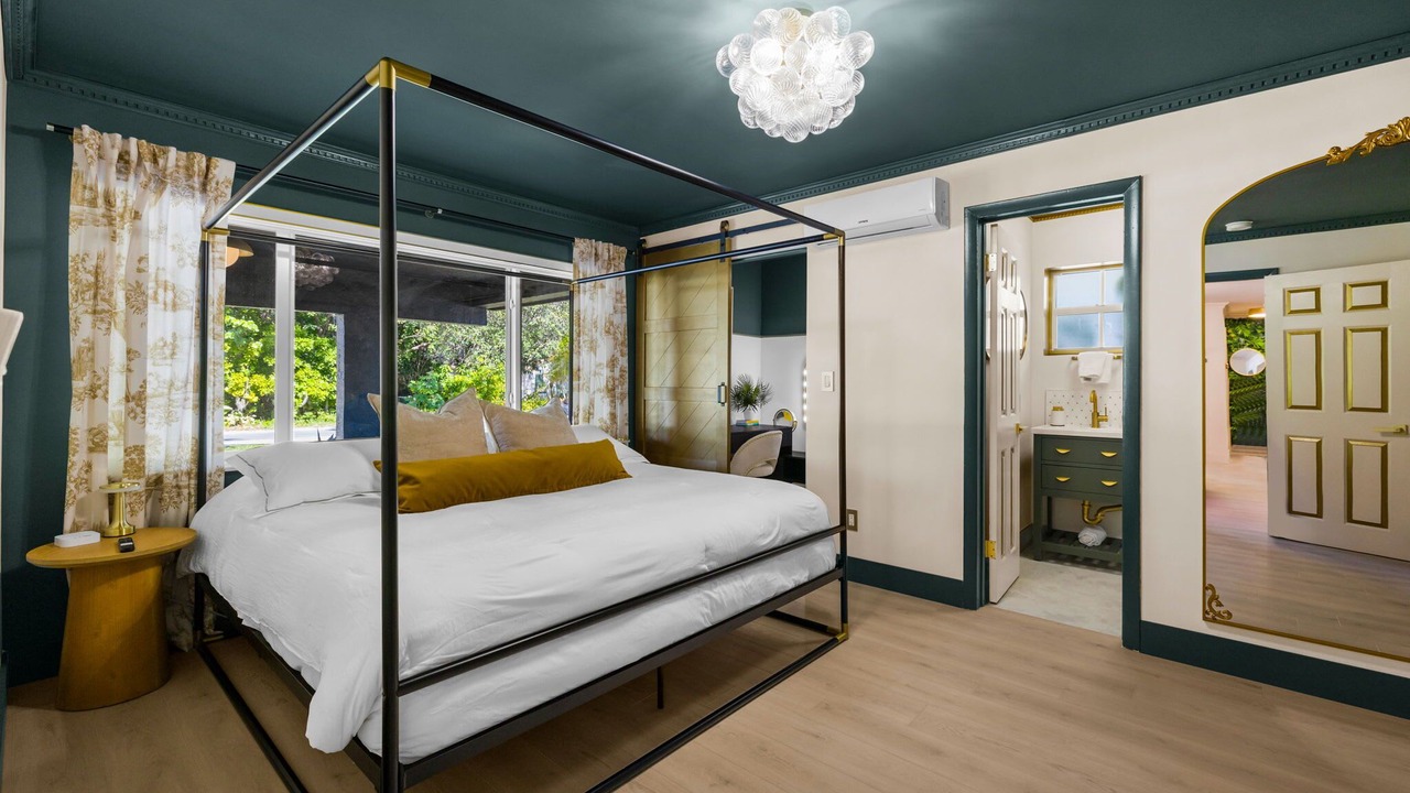 Photo of Bedroom in Pompano Beach