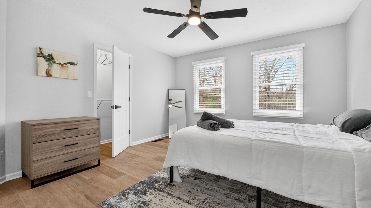 Photo of Bedroom in Chesterland