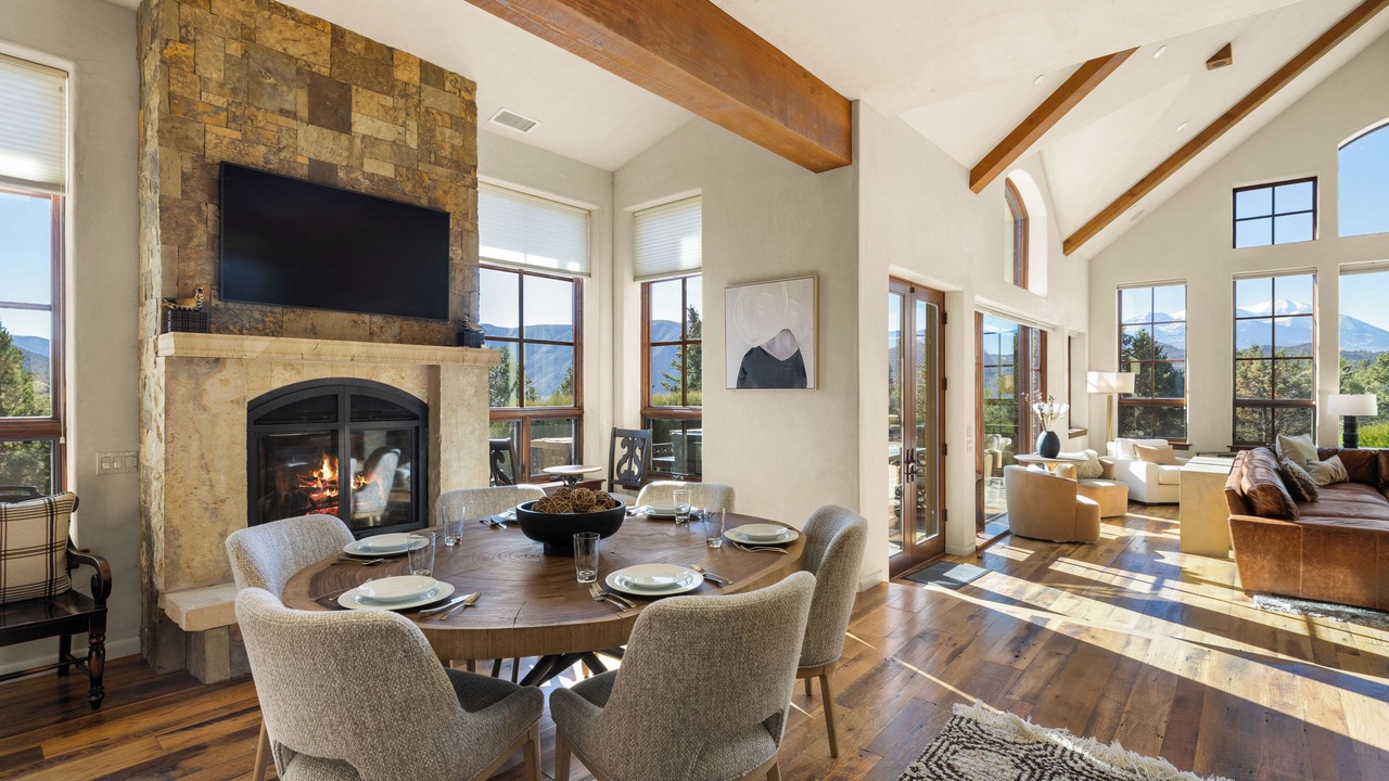Photo of Livingroom in Basalt