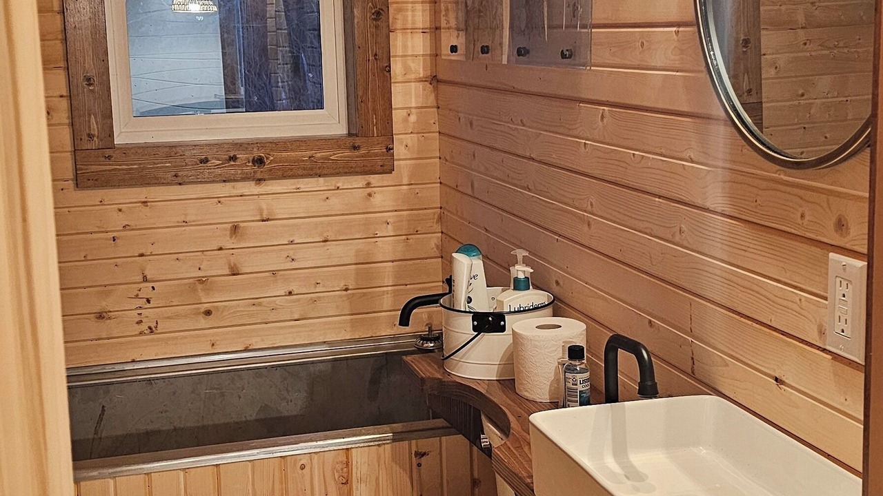 Photo of Bathroom in Fawcett
