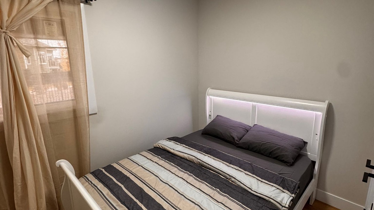 Photo of Bedroom in Leduc County