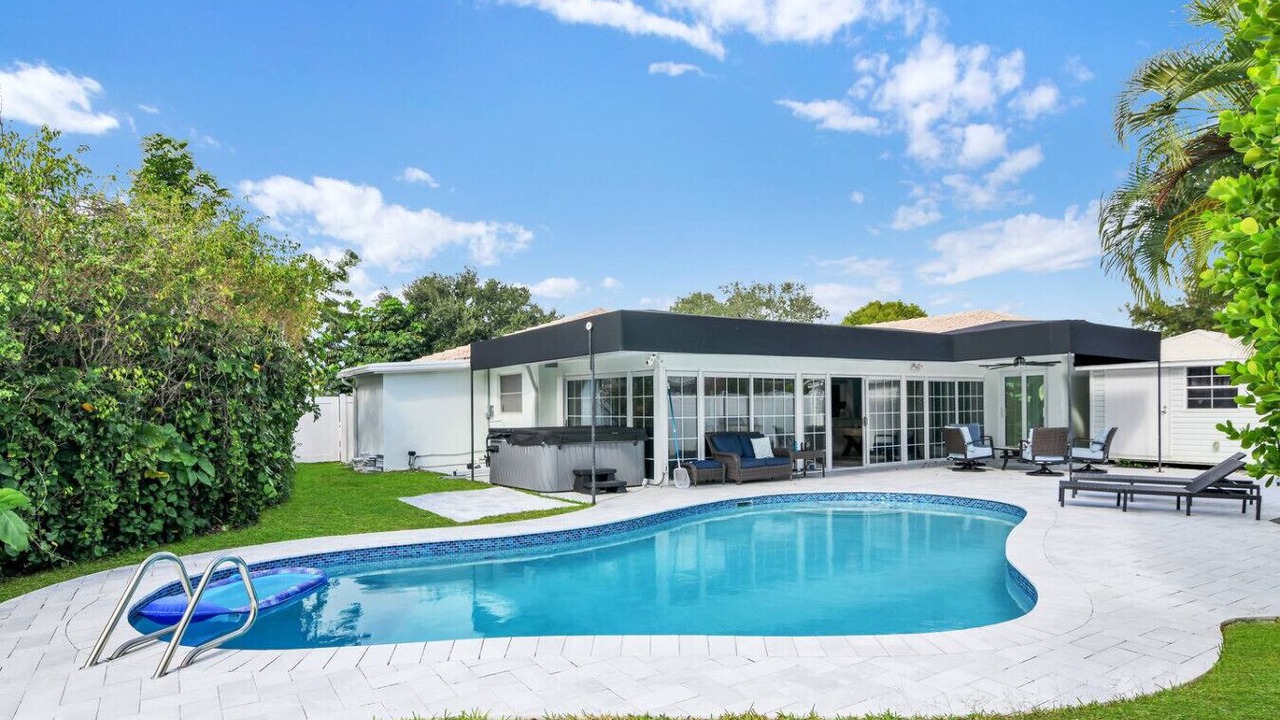 Photo of Outdoor in Lighthouse Point