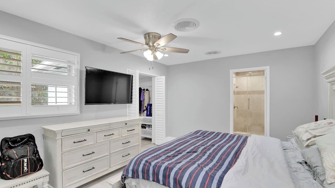 Photo of Bedroom in Lighthouse Point