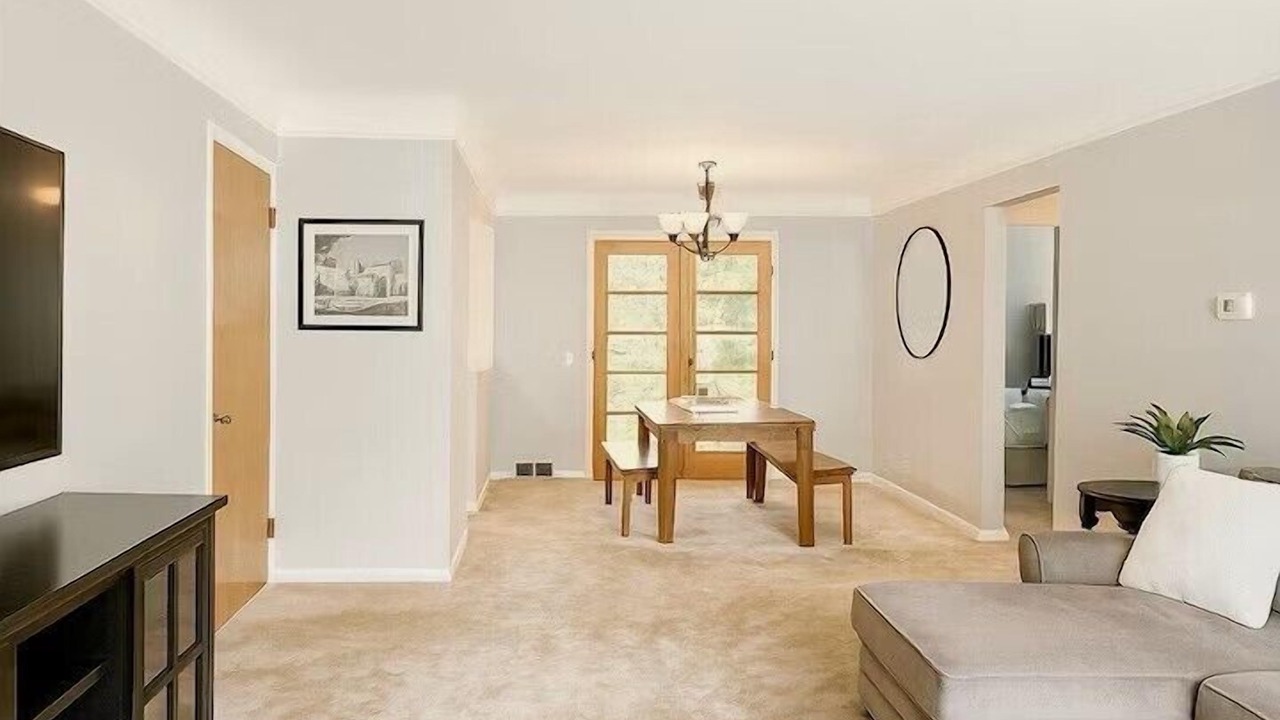 Photo of Livingroom in South Euclid