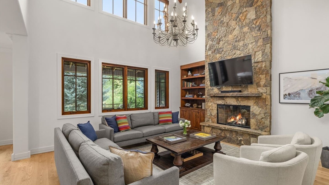 Photo of Livingroom in Carbondale