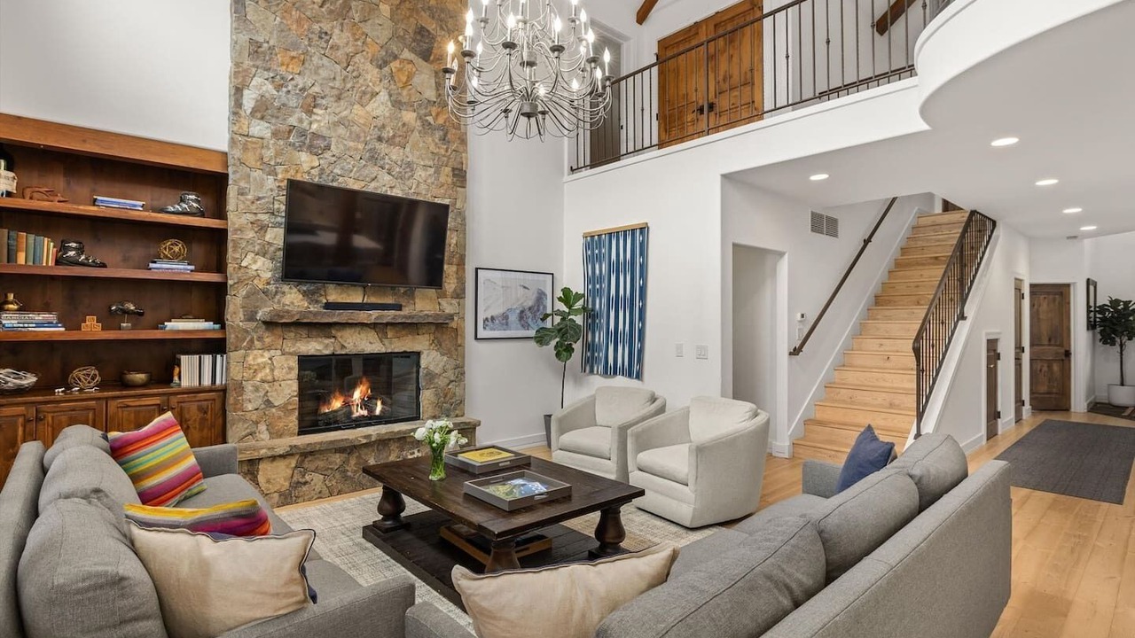 Photo of Livingroom in Carbondale